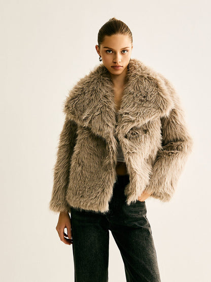 Women's Oversized Cropped Faux Fur Jacket