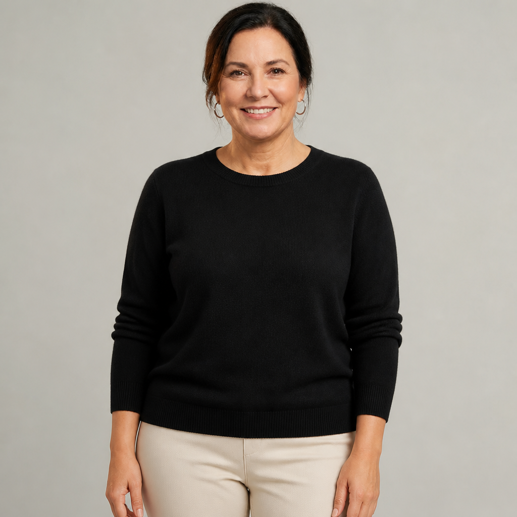 Women's Classic Crewneck Cashmere Sweater - Black